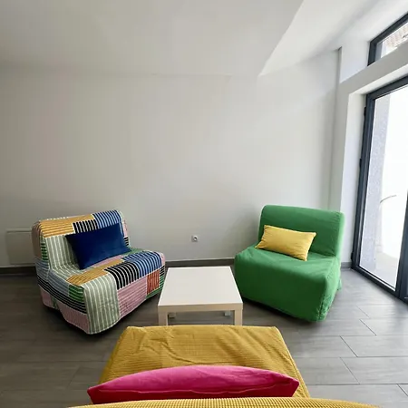 Valenstay - Maison Groupes Ou Famille - Netflix