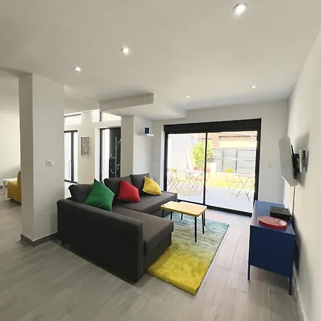 Valenstay - Maison Groupes Ou Famille - Netflix *