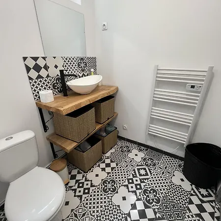 Valenstay - Maison Groupes Ou Famille - Netflix Vakantiehuis