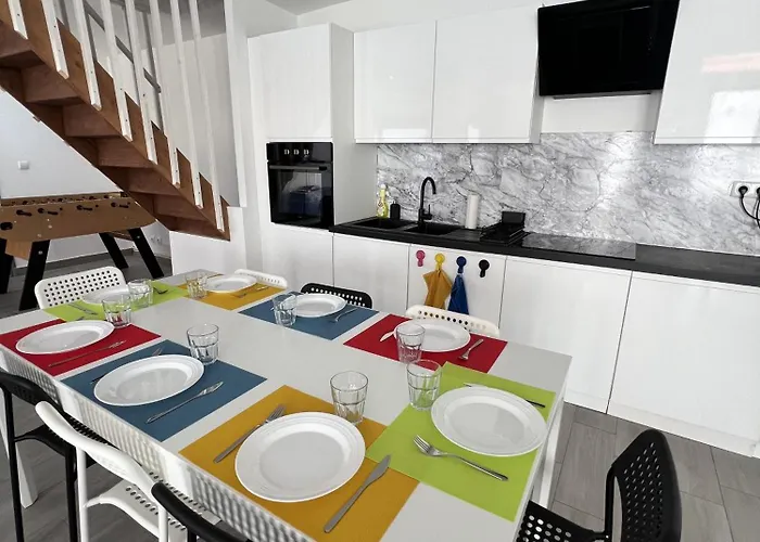 Valenstay - Maison Groupes Ou Famille - Netflix Hébergement de vacances Anzin